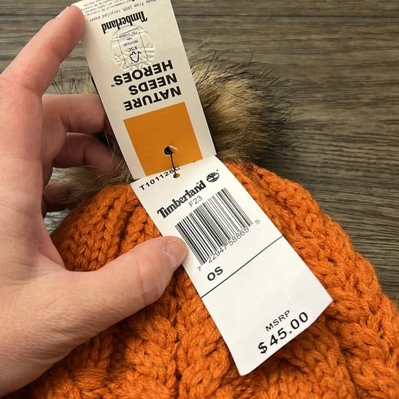 Rare Rust Timberland Auburn Woods Cable Knits Beanie with POM POM Orange Color - Picture 8 of 13